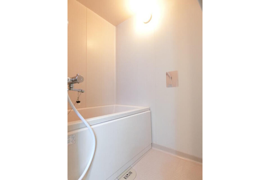 3DK Apartment, Japan — image 9