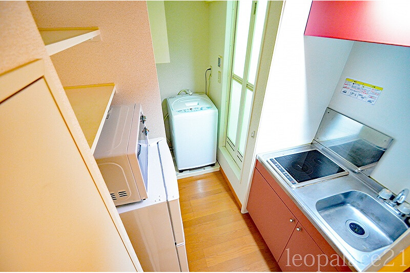 1K Apartment, Japan — image 8