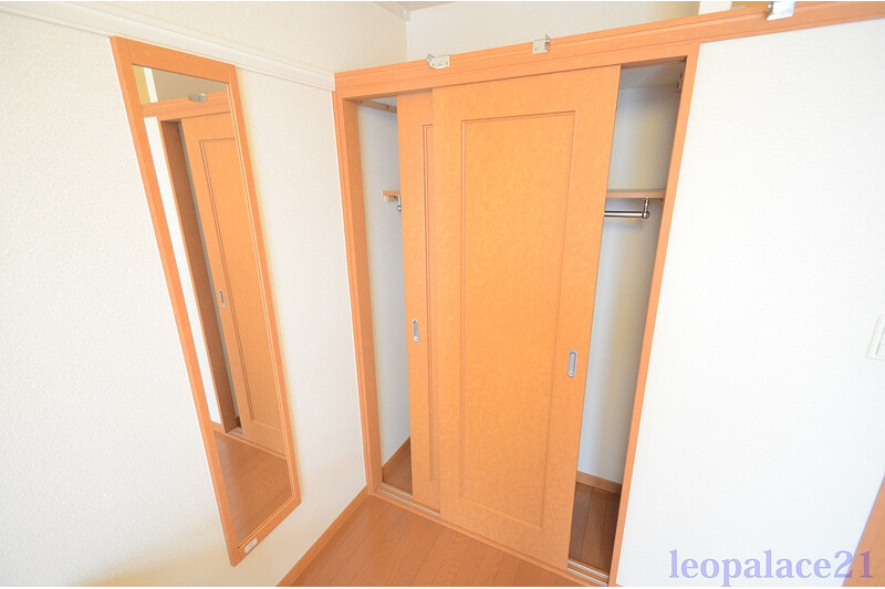 1K Apartment, Japan — image 10