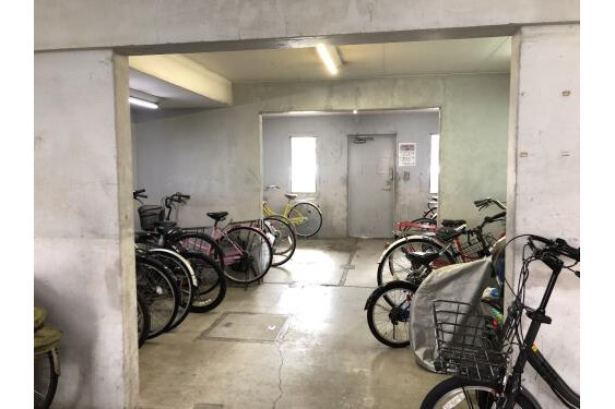 3LDK Apartment, Japan — image 5