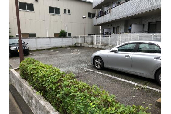 3LDK Apartment, Japan — image 6
