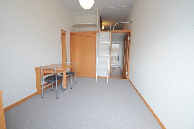 1K Apartment, Japan — image 3