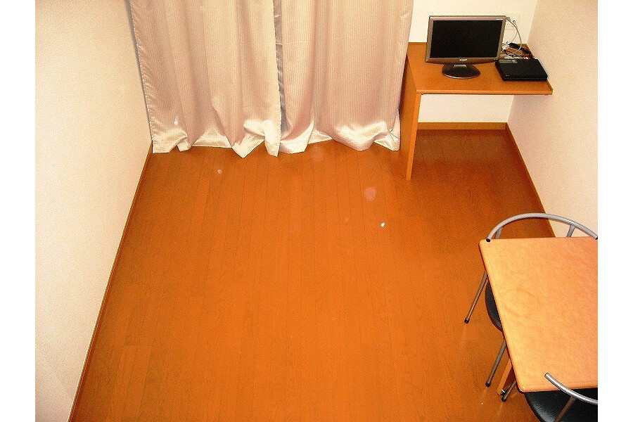 1K Apartment, Japan — image 6