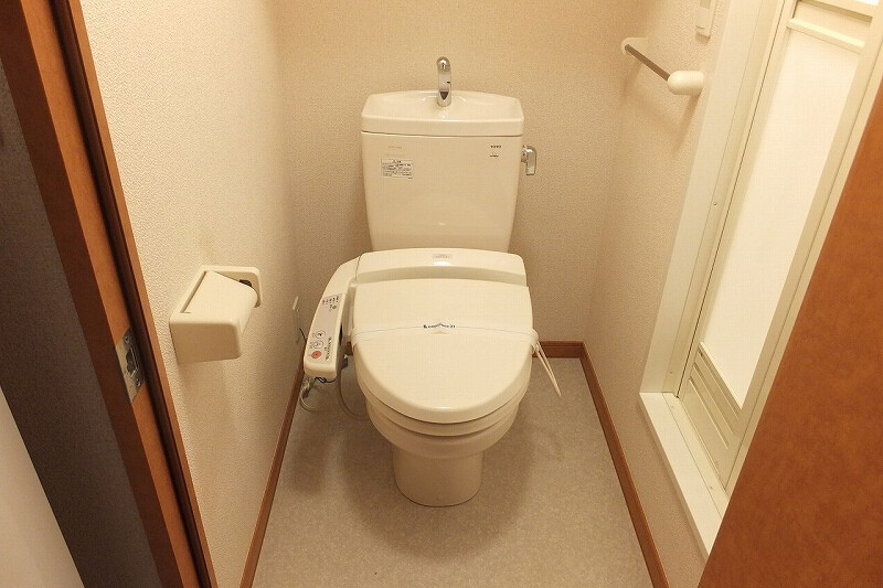 1K Apartment, Japan — image 10