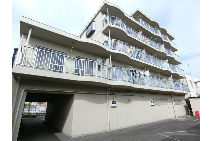 1K Apartment, Japan — image 10