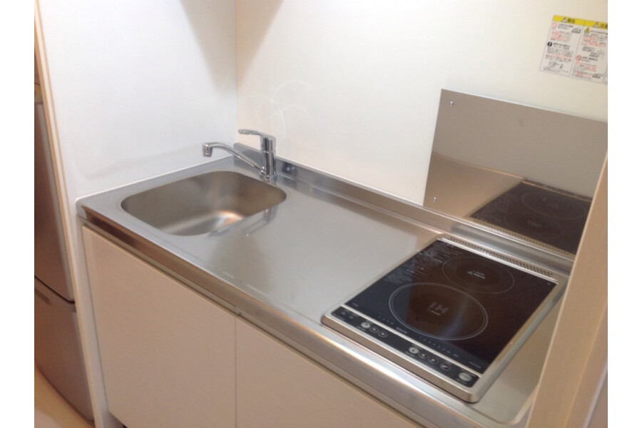 1K Apartment, Japan — image 6