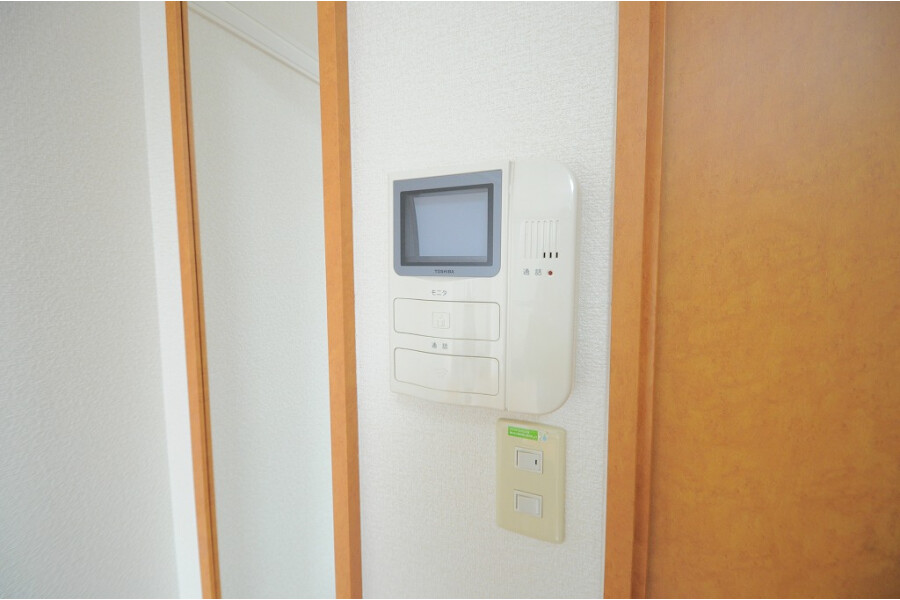 1K Apartment, Japan — image 4