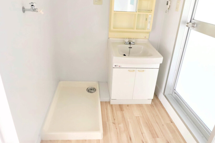 3DK Apartment, Japan — image 17