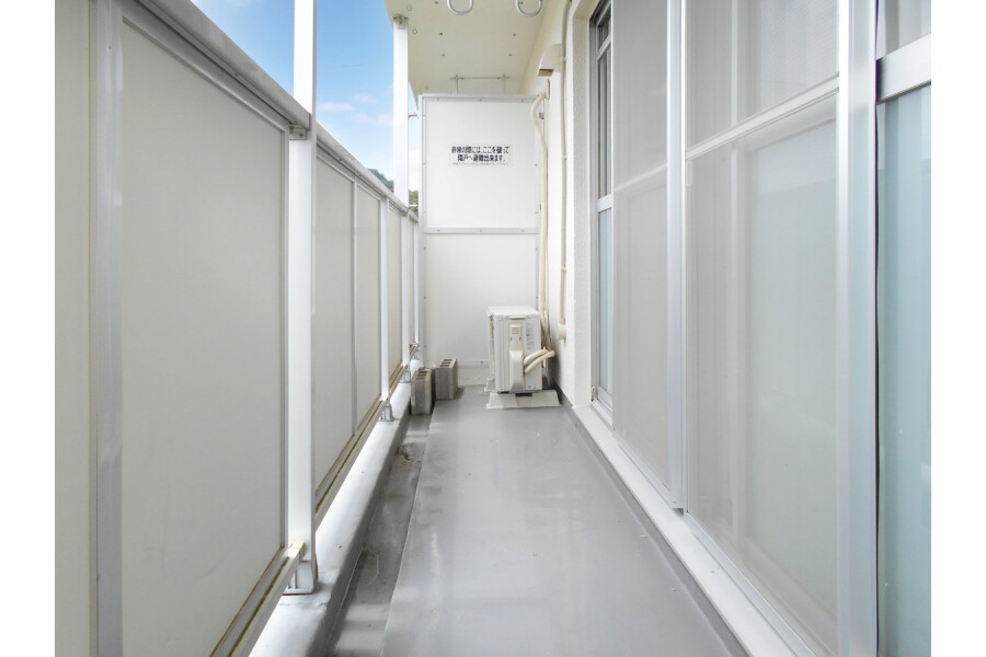 3DK Apartment, Japan — image 12