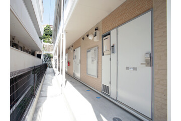 1K Apartment, Japan — image 14