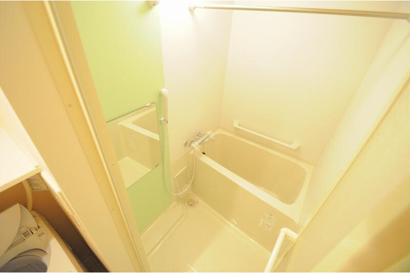 1R Apartment, Japan — image 4