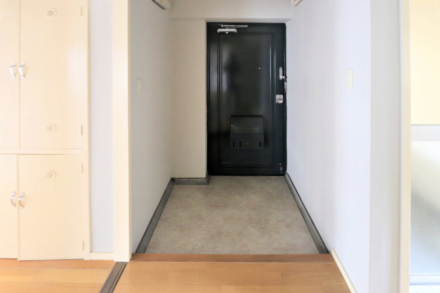 3DK Apartment, Japan — image 13