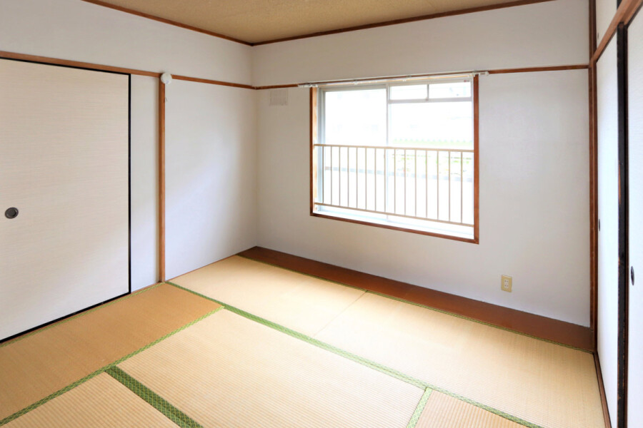 3DK Apartment, Japan — image 15