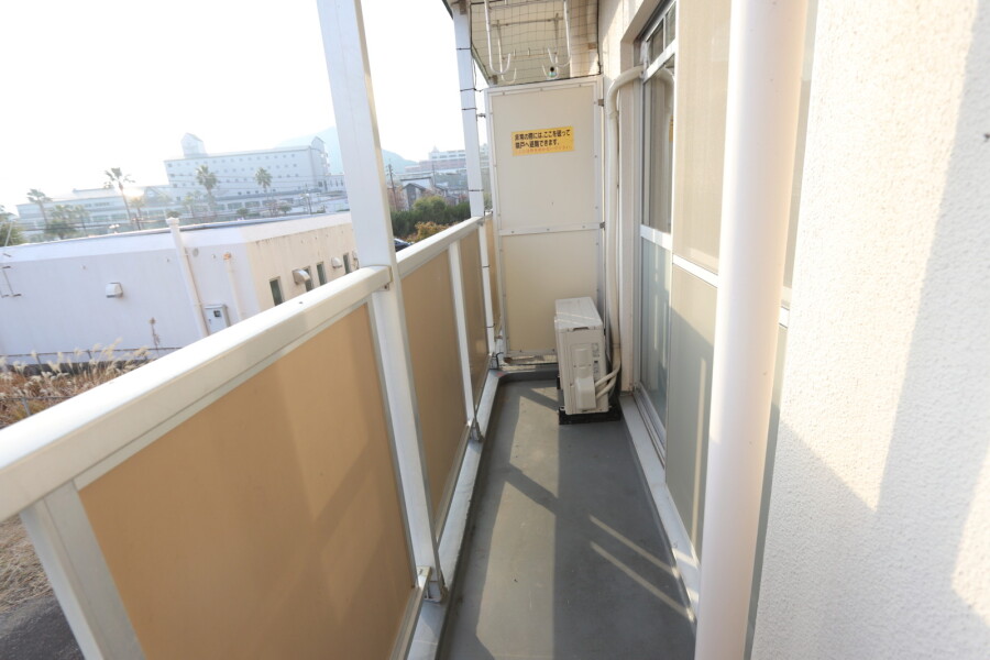 2K Apartment, Japan — image 12