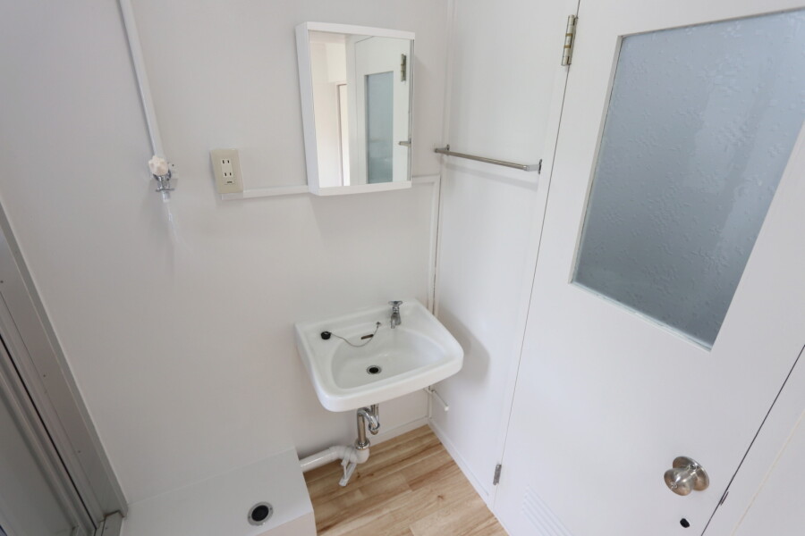 1LDK Apartment, Japan — image 10