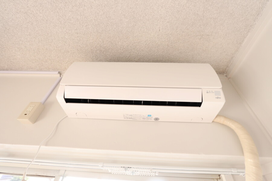 2K Apartment, Japan — image 17