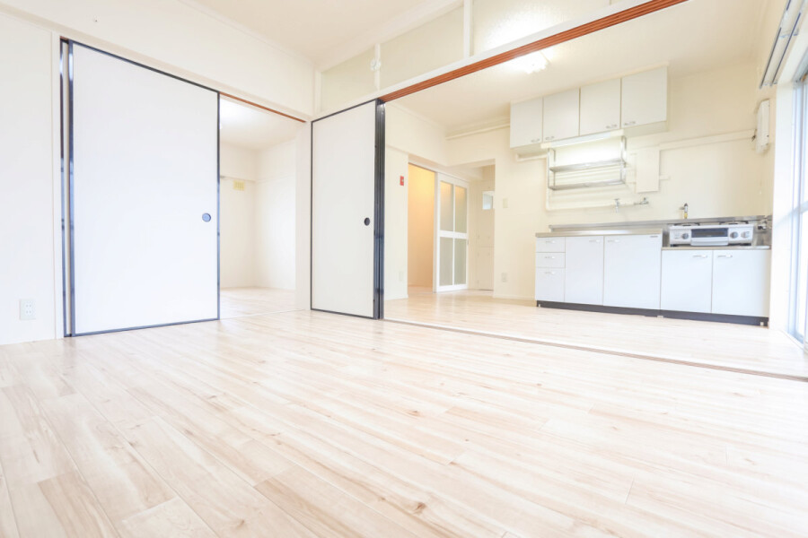 3DK Apartment, Japan — image 6