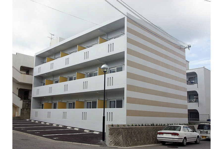 3LDK Apartment, Japan — image 8