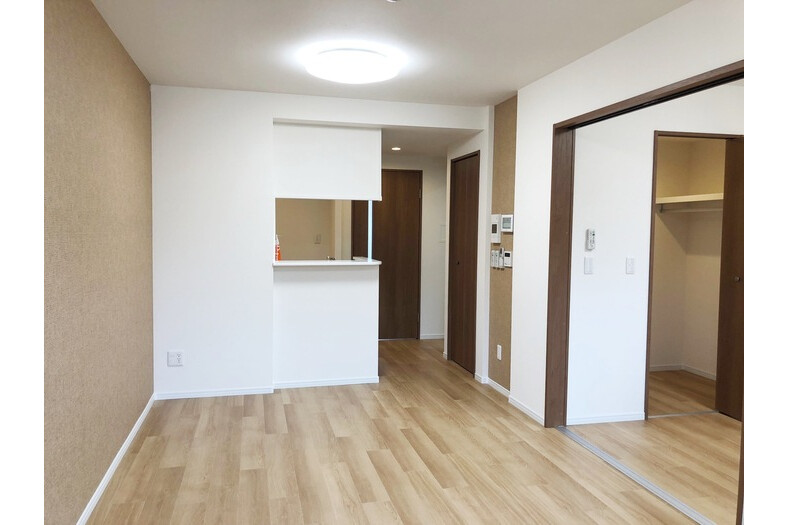 1K Apartment, Japan — image 3
