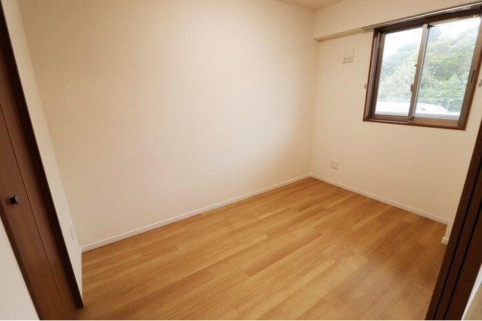 1K Apartment, Japan — image 4