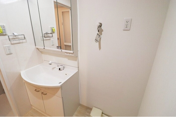 1K Apartment, Japan — image 8