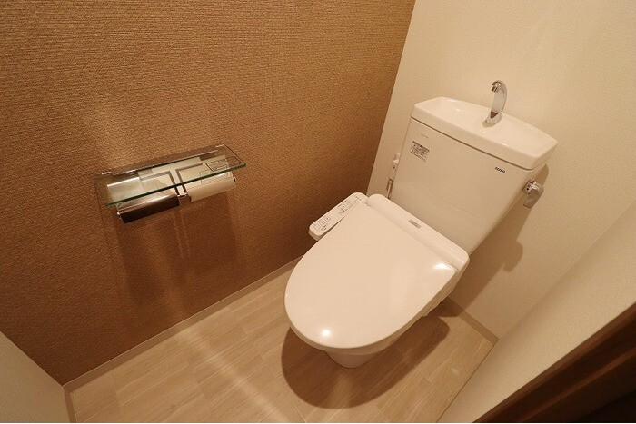 1K Apartment, Japan — image 9