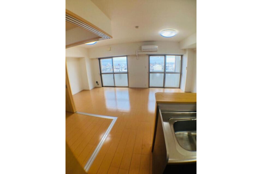 2LDK Apartment, Japan — image 3