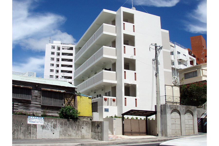2LDK Apartment, Japan — image 16