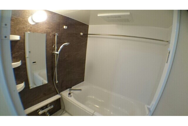 2LDK Apartment, Japan — image 8