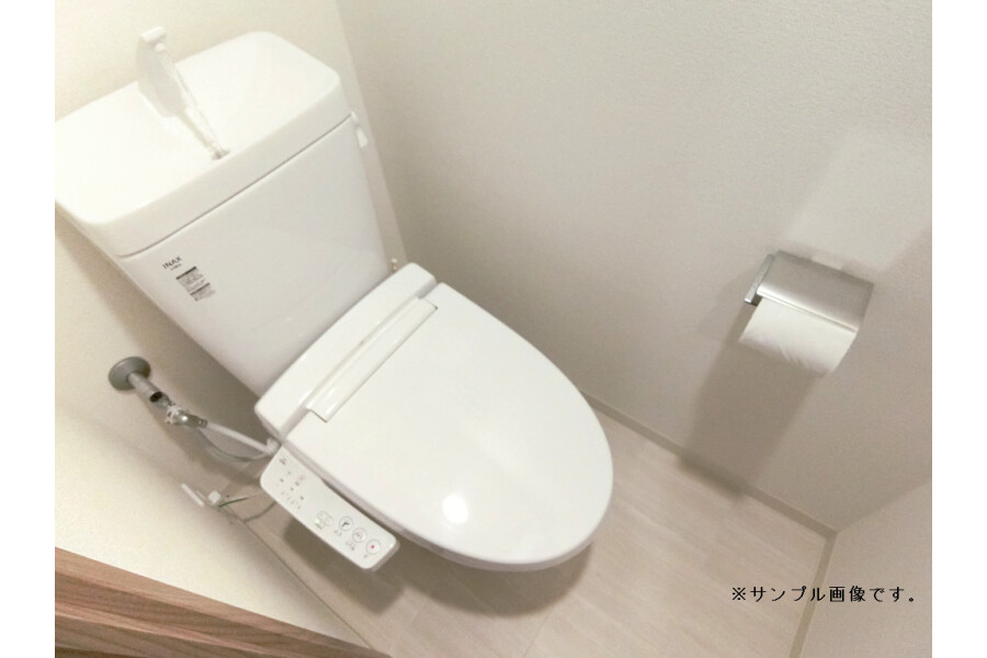 1K Apartment, Japan — image 13