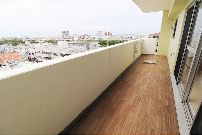 2LDK Apartment, Japan — image 6