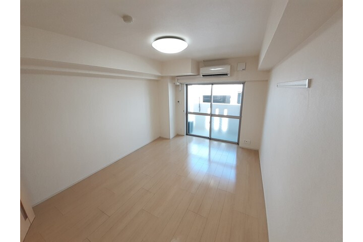 1K Apartment, Japan — image 3