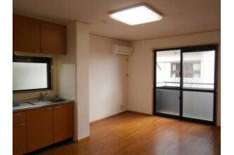 3LDK Apartment, Japan — image 3
