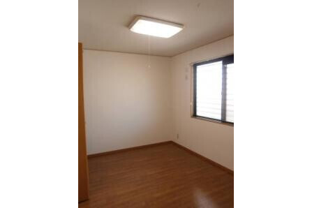 3LDK Apartment, Japan — image 5