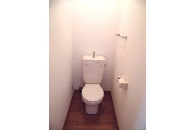 3LDK Apartment, Japan — image 10