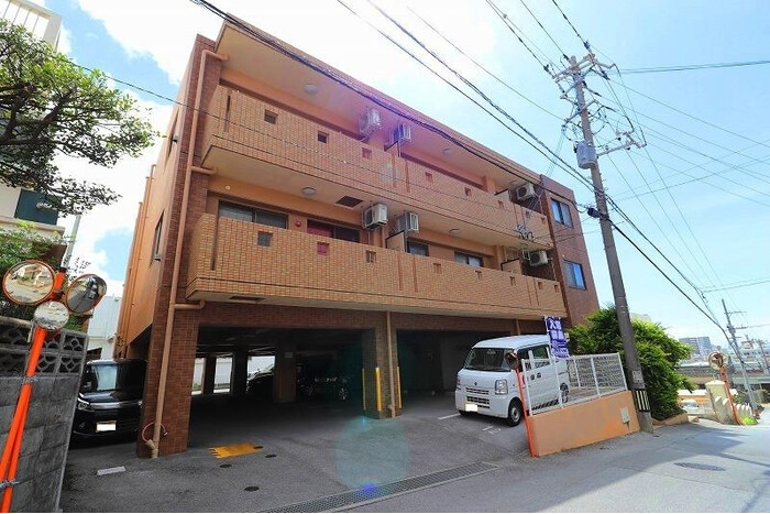 3LDK Apartment, Japan — image 13
