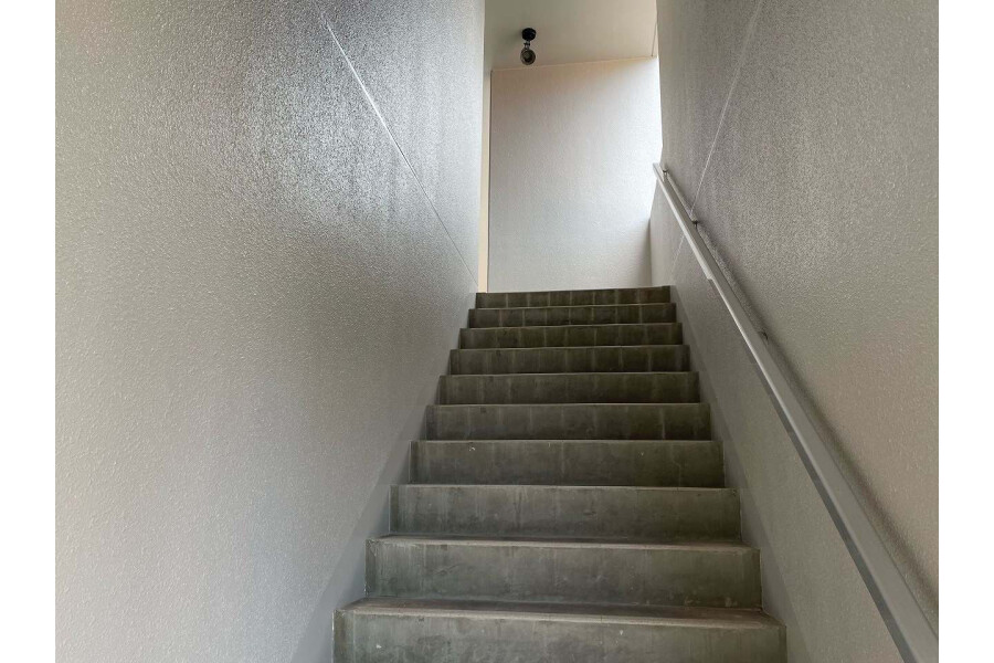 1K Apartment, Japan — image 12