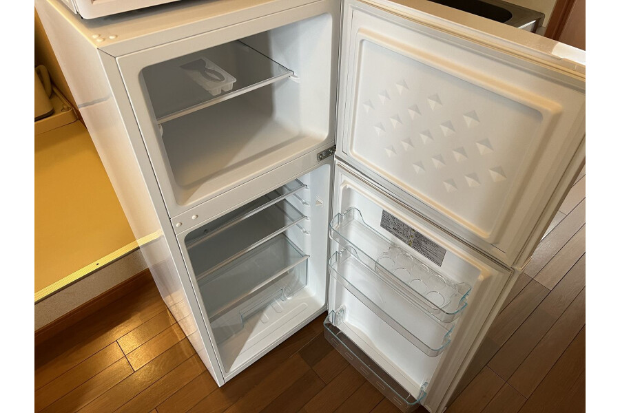 1K Apartment, Japan — image 12