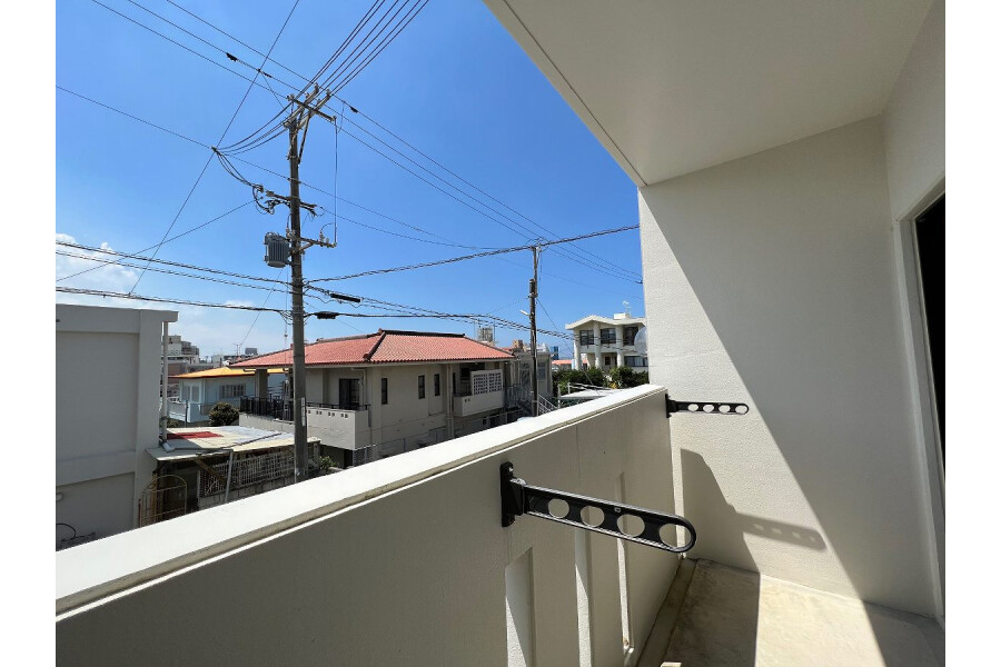 1K Apartment, Japan — image 11