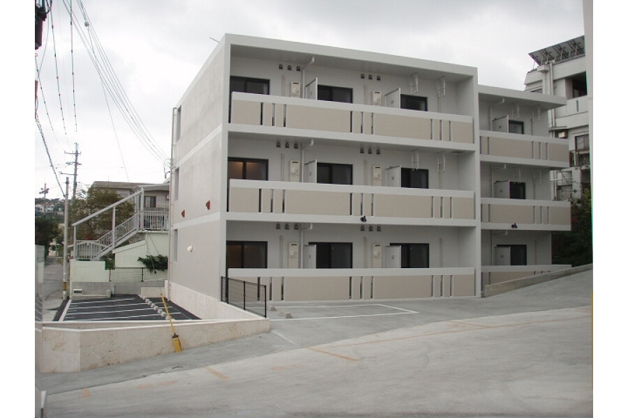 1K Apartment, Japan — image 17