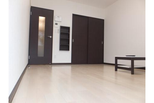 1K Apartment, Japan — image 4