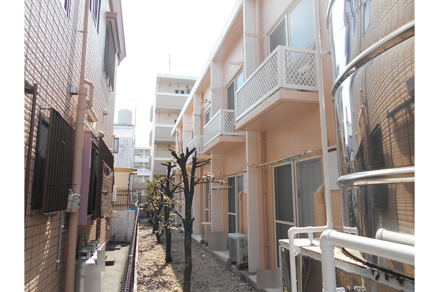 1K Apartment, Japan — image 10