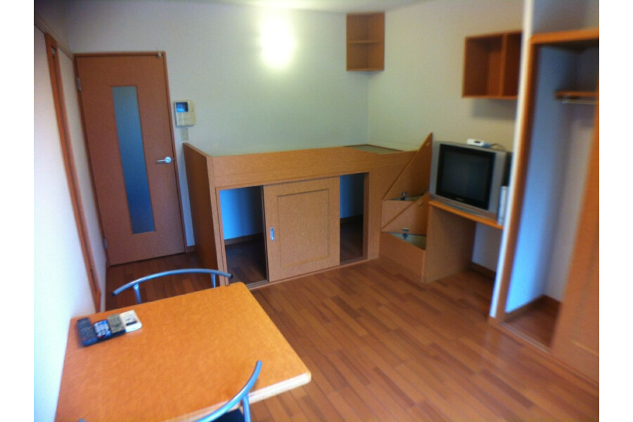 1K Apartment, Japan — image 6
