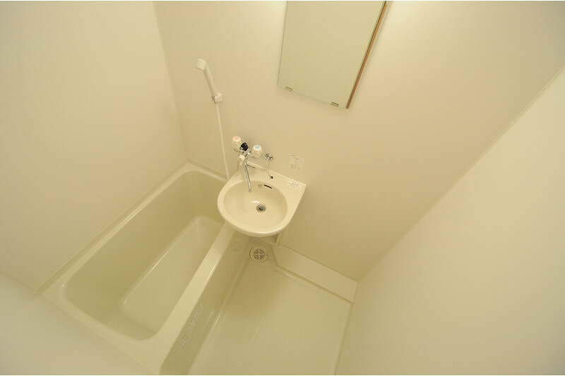 1K Apartment, Japan — image 5