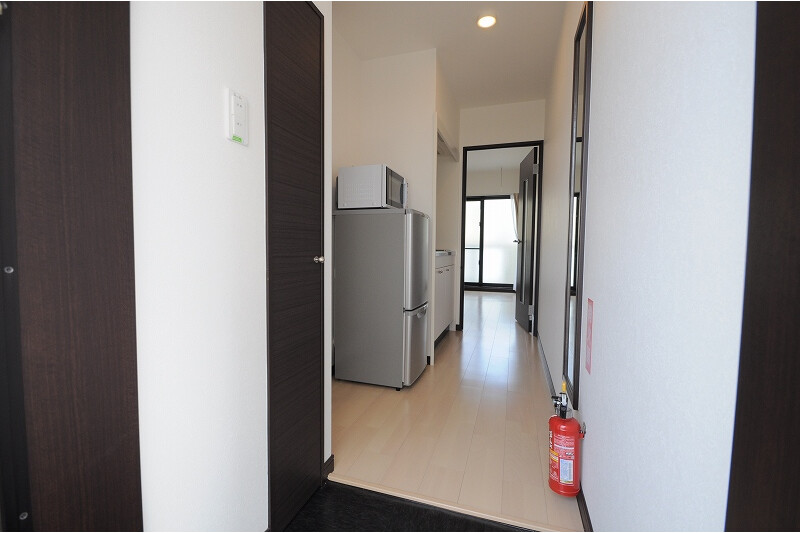1K Apartment, Japan — image 11
