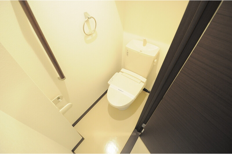 1K Apartment, Japan — image 12