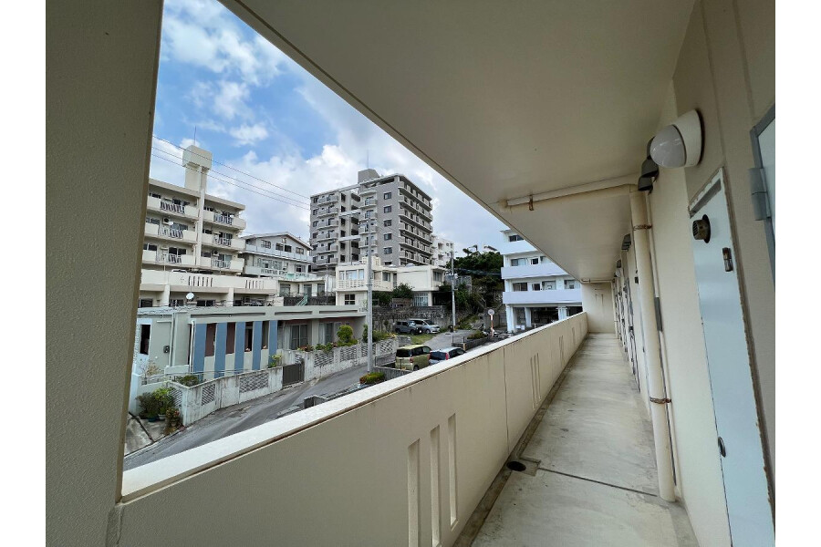 1K Apartment, Japan — image 13