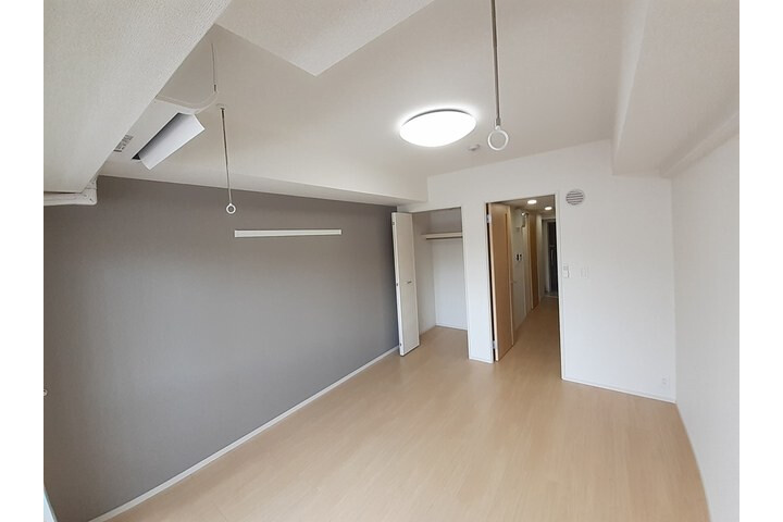 1K Apartment, Japan — image 3