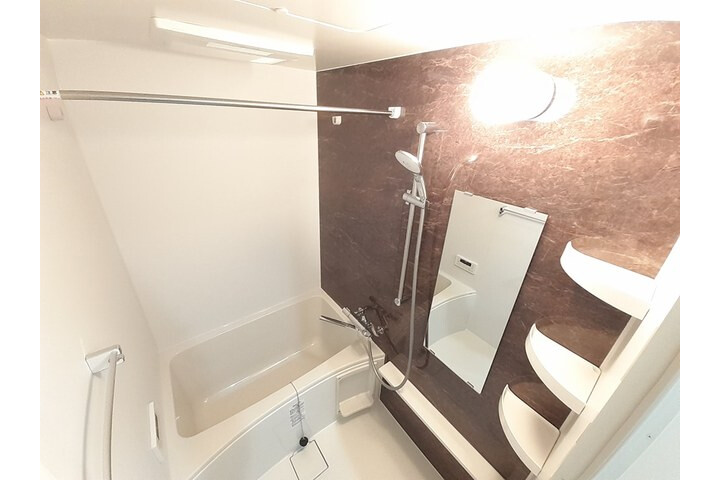 1K Apartment, Japan — image 7