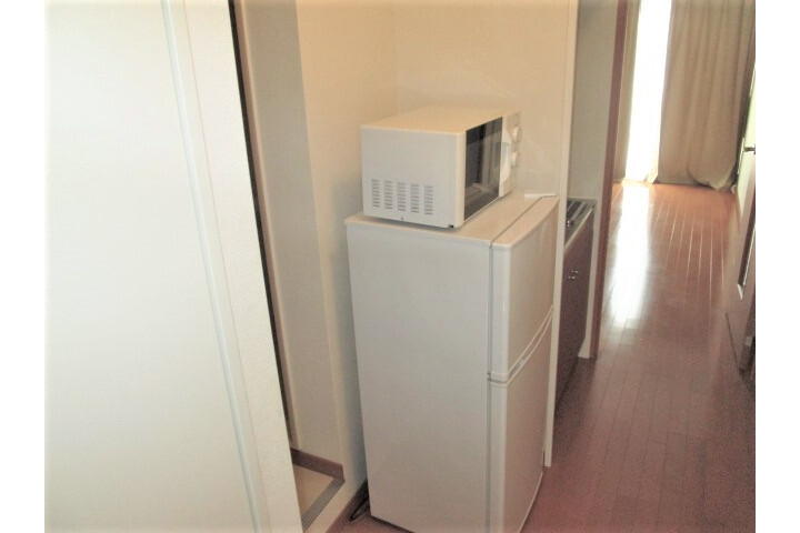 1K Apartment, Japan — image 8